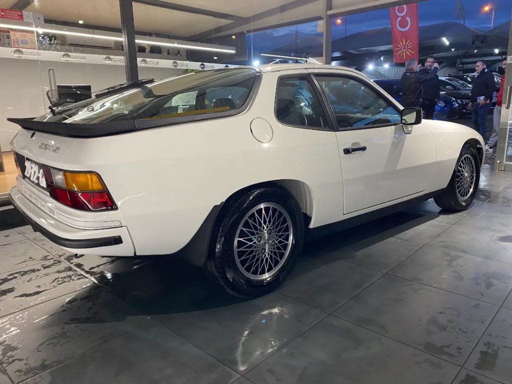 Porsche 924 Gasolina