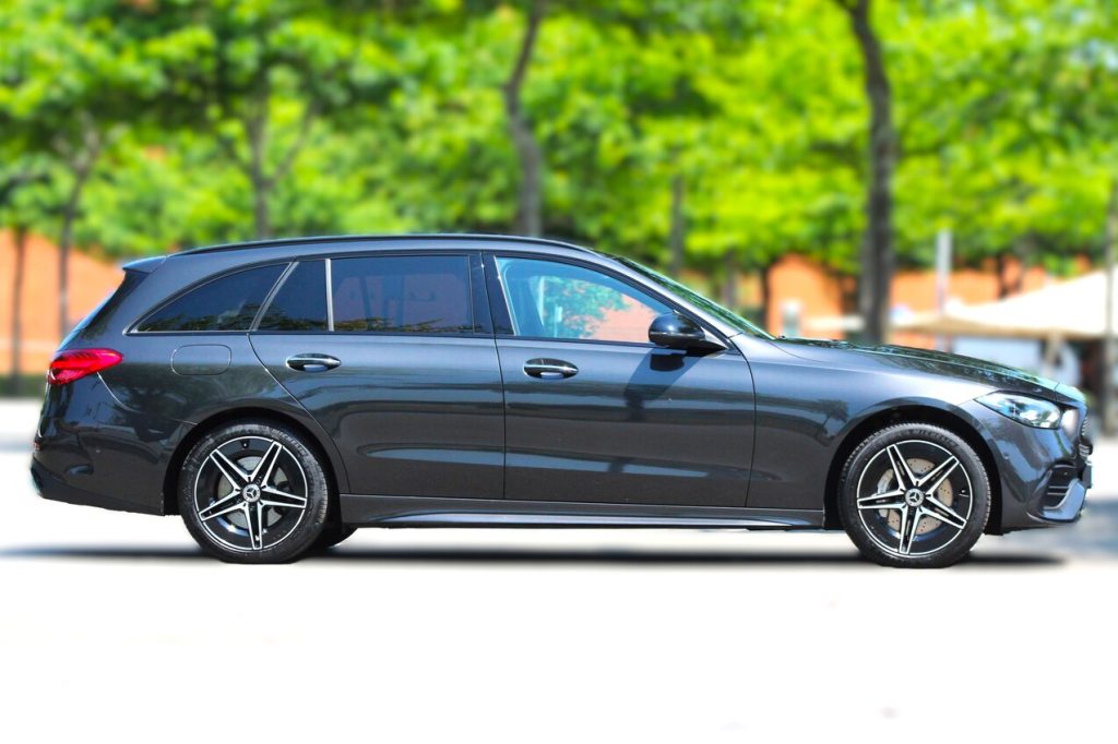 Mercedes-Benz C 300 e PLUG IN 2023 Híbrido Plug-In