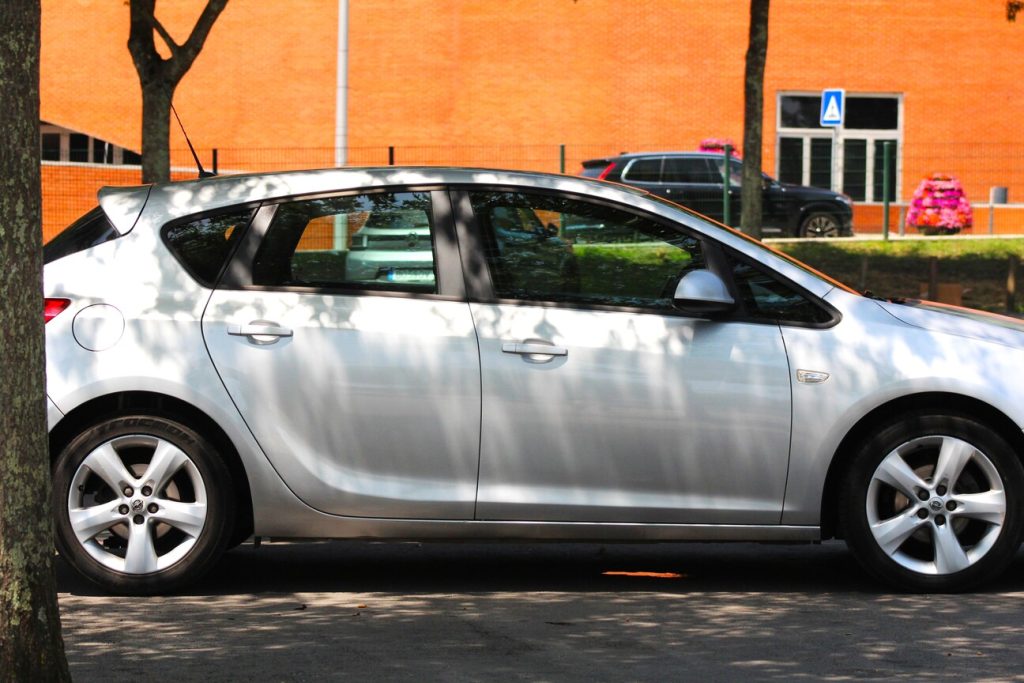 Opel ASTRA 1.3 CDTI 2011 Diesel