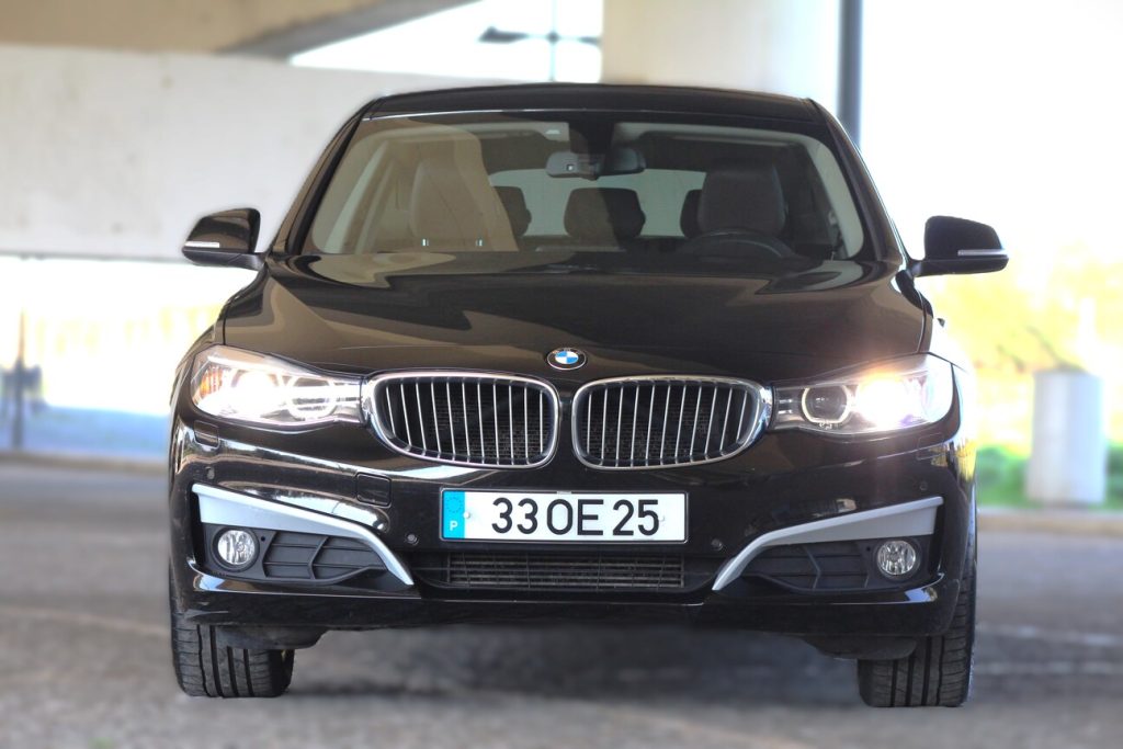 BMW 318 GT DA 2013 Diesel
