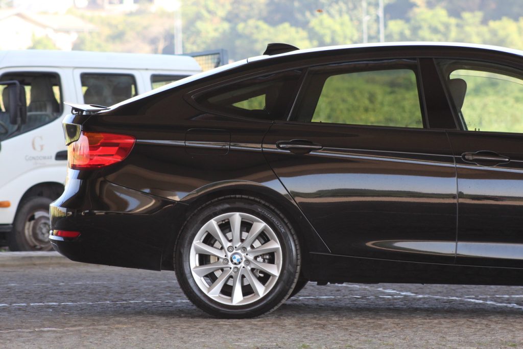 BMW 318 GT DA 2013 Diesel